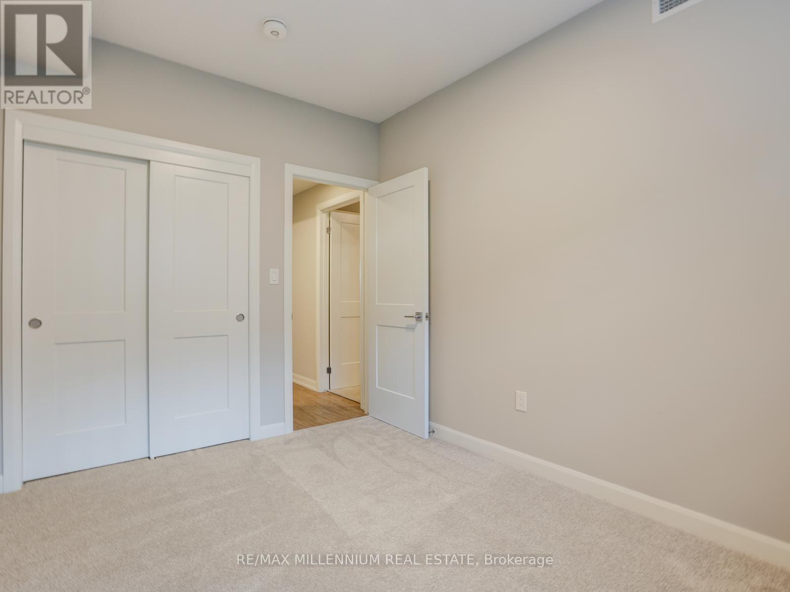 #424 708 WOOLWICH STREET - 30