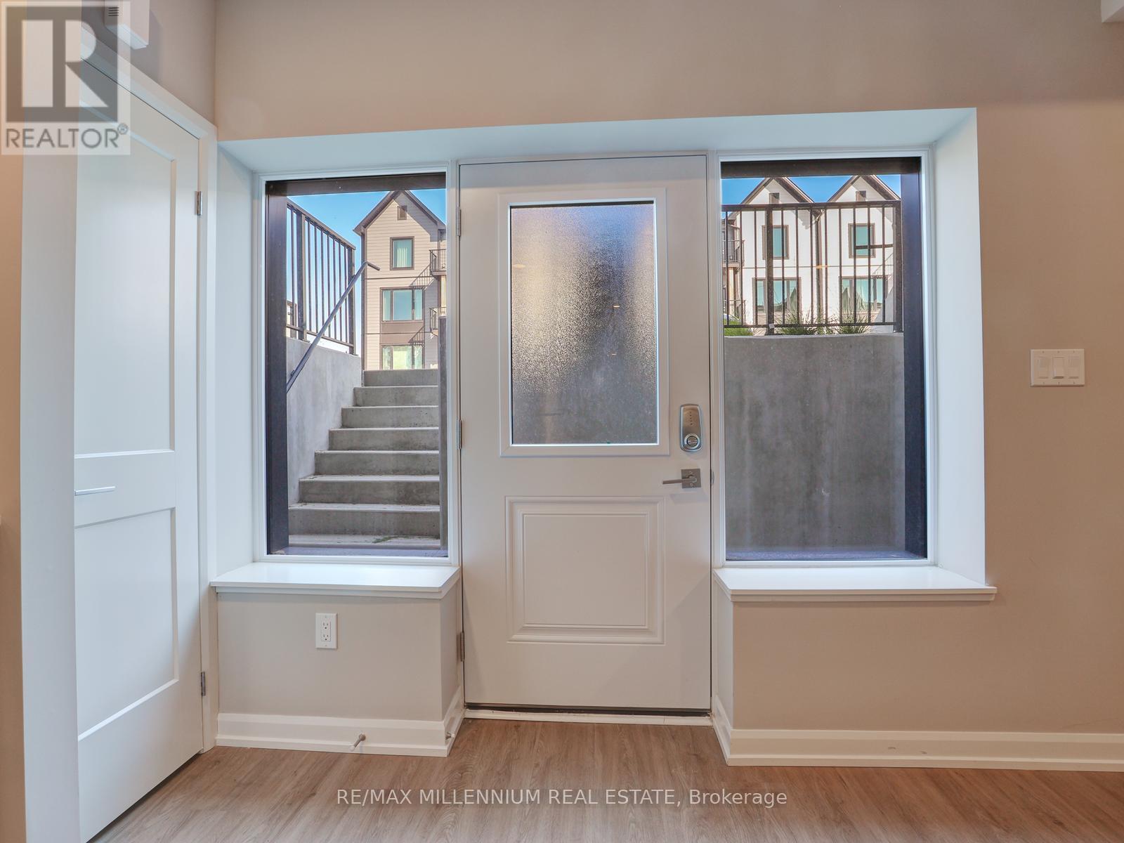 #424 708 WOOLWICH STREET - 11