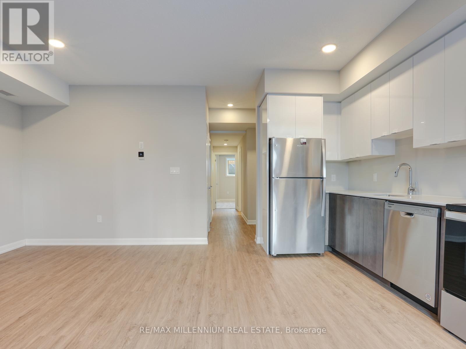 #424 708 WOOLWICH STREET - 12