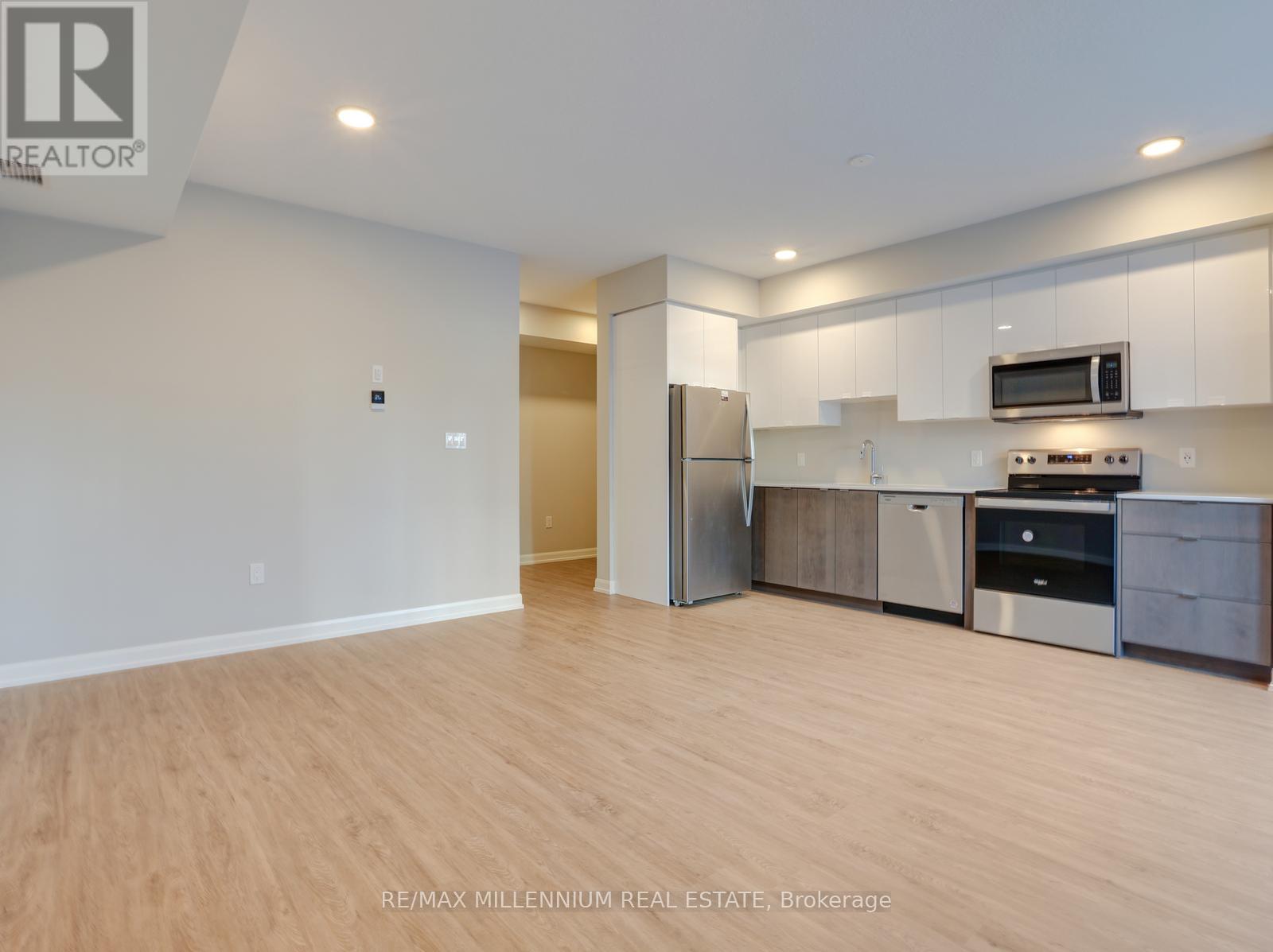 #424 708 WOOLWICH STREET - 14