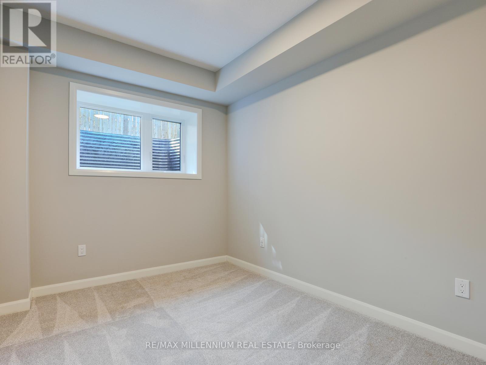 #424 708 WOOLWICH STREET - 28