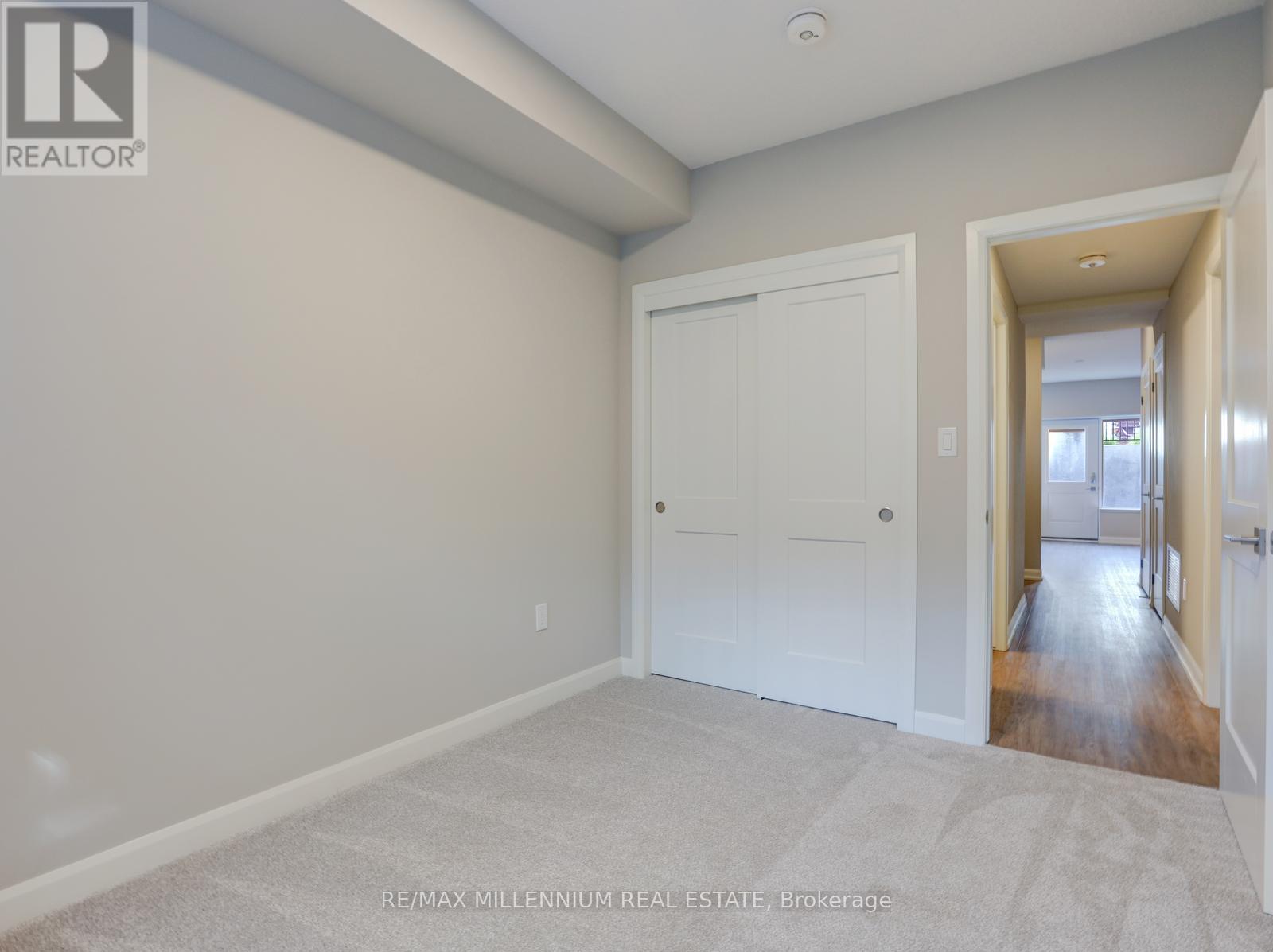 #424 708 WOOLWICH STREET - 29