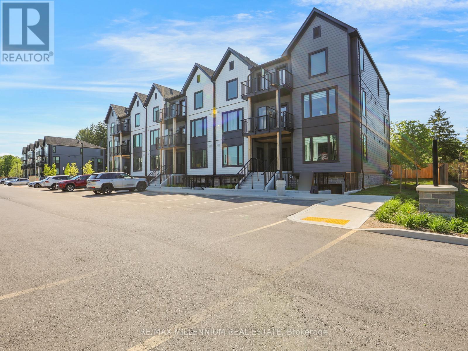 #424 708 WOOLWICH STREET - 3