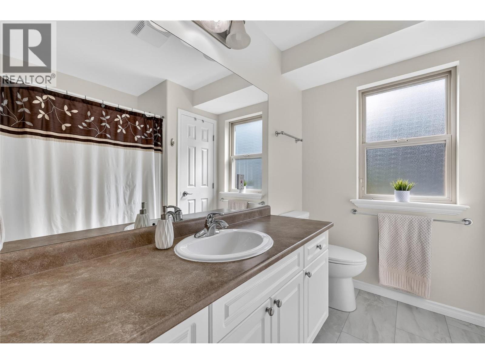  3080 Bridlehill Drive, West Kelowna
