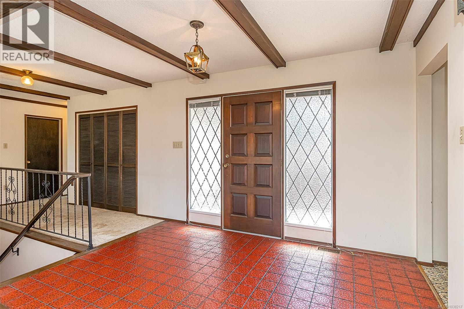 4525 Greenbrier Rd - 9