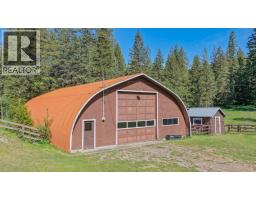 Bedroom - 2471 6 Highway, Lumby, BC V0E2G1 Photo 6
