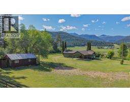 2471 6 Highway, Lumby, BC V0E2G1 Photo 48