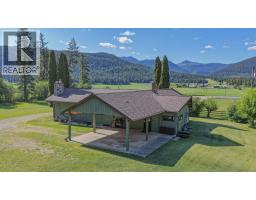 2471 6 Highway, Lumby, BC V0E2G1 Photo 29