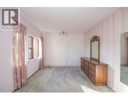 Full bathroom - 2471 6 Highway, Lumby, BC V0E2G1 Photo 13