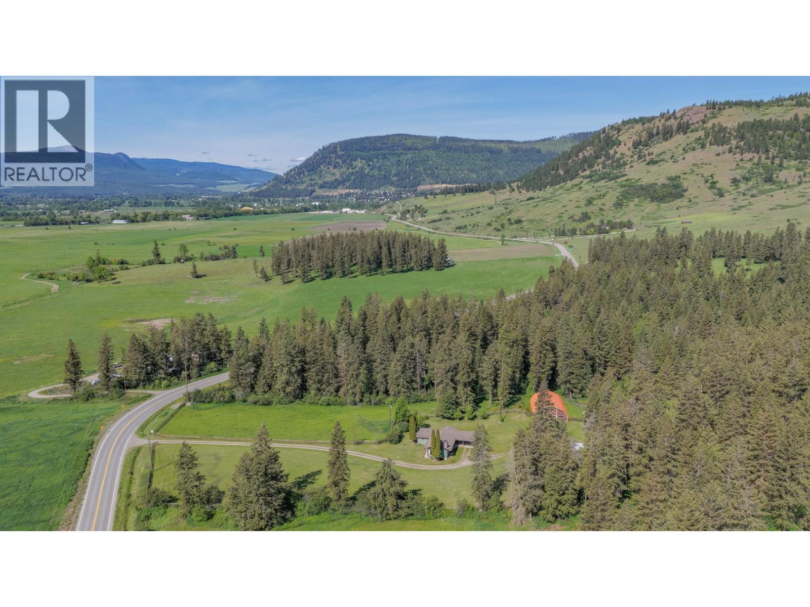 2471 6 Highway - 61