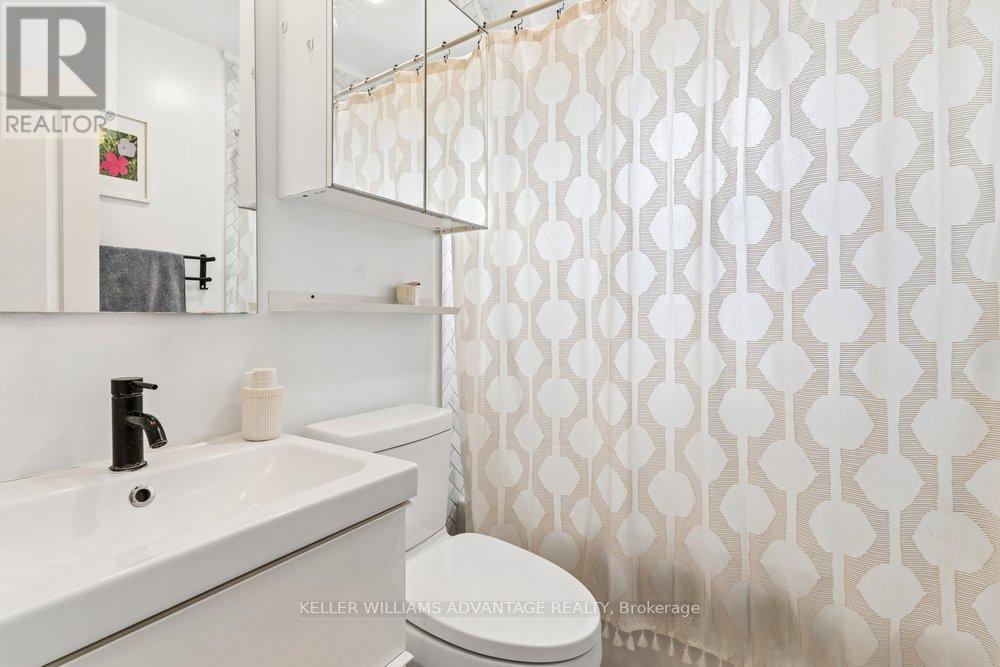 141 HOLLAND PARK AVENUE - 26