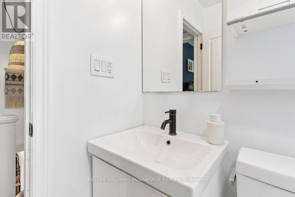 141 HOLLAND PARK AVENUE - 27