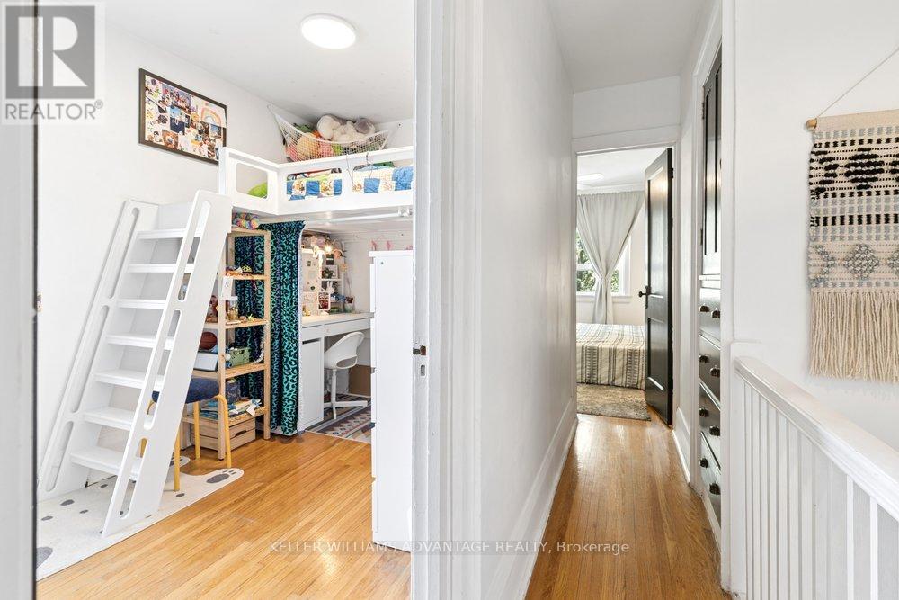 141 HOLLAND PARK AVENUE - 29