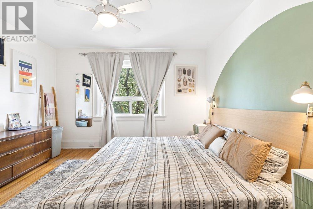 141 HOLLAND PARK AVENUE - 34