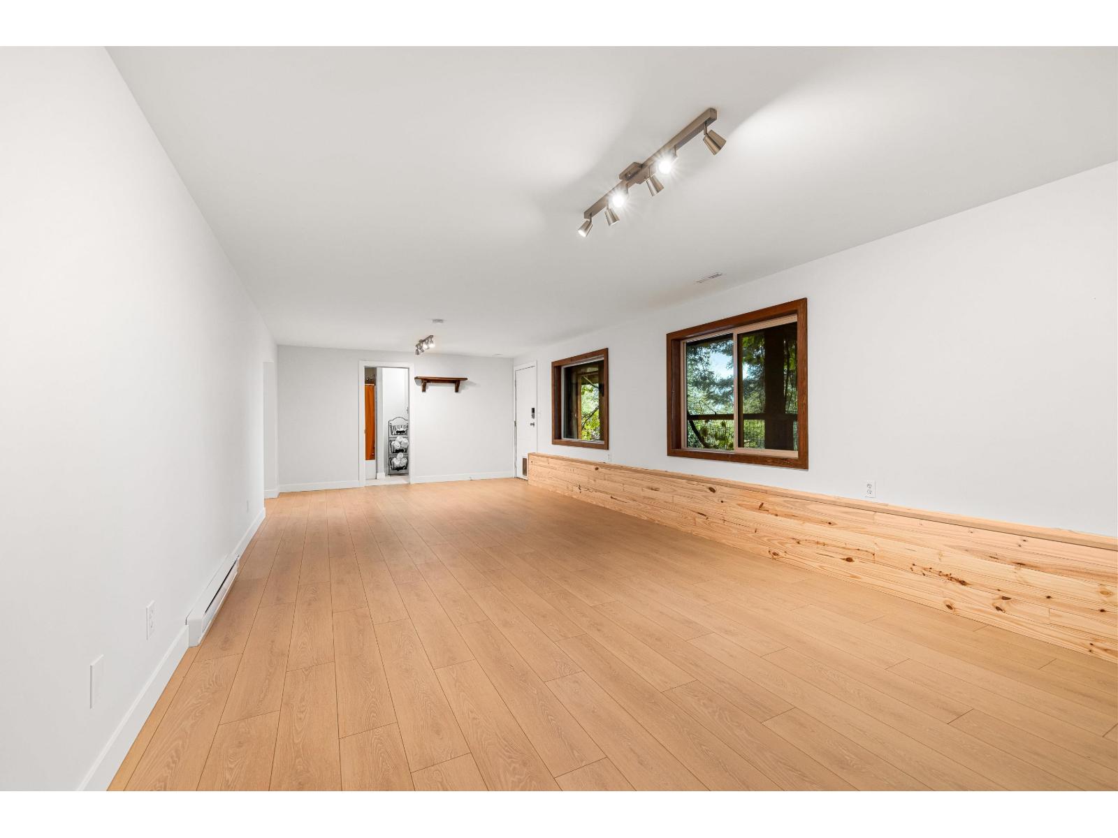 8379 CHELMSFORD PLACE, Chilliwack Mountain, Chilliwack