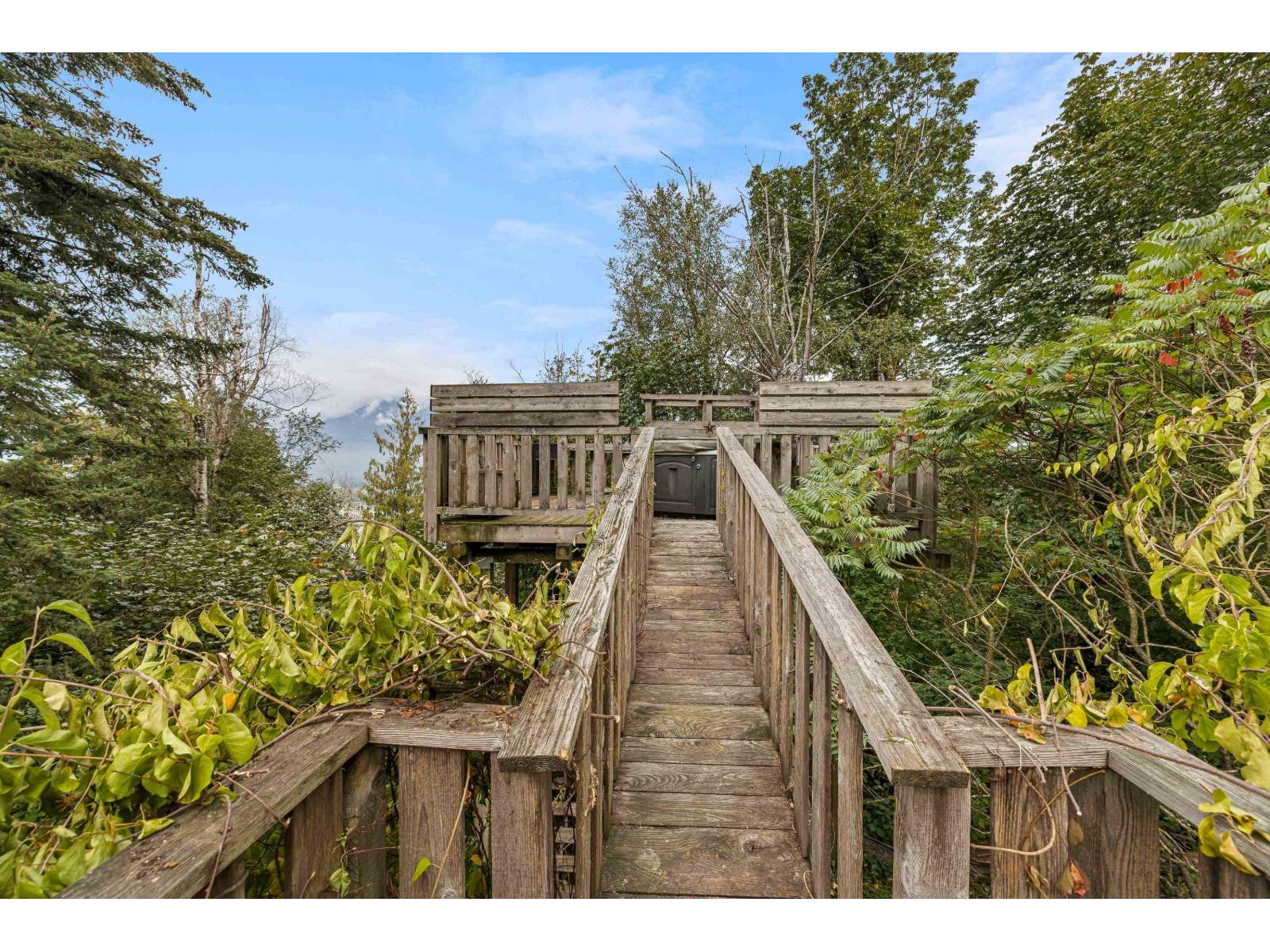 8379 CHELMSFORD PLACE, Chilliwack Mountain, Chilliwack