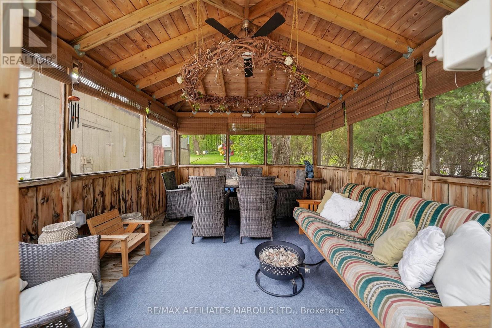 3324 MONTREAL ROAD - 36