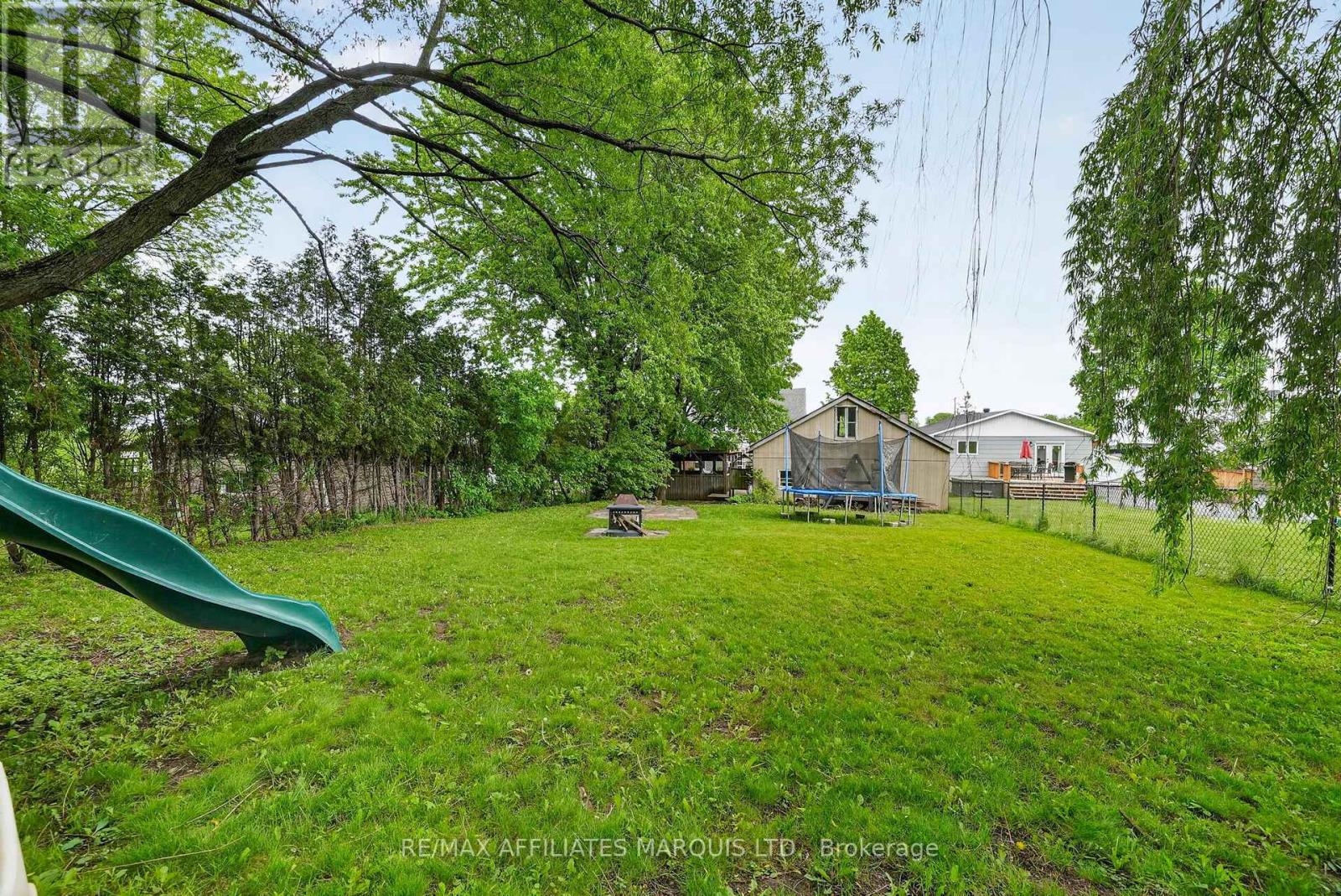 3324 MONTREAL ROAD - 39