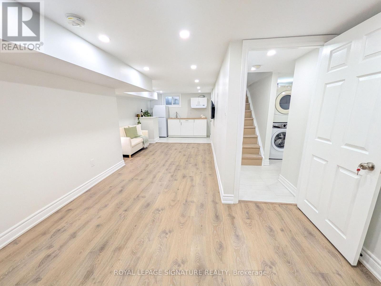 520 BURNHAM STREET - 16