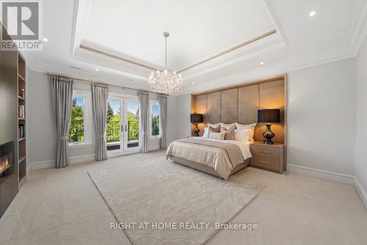 16 SIRONA'S LANE - 32