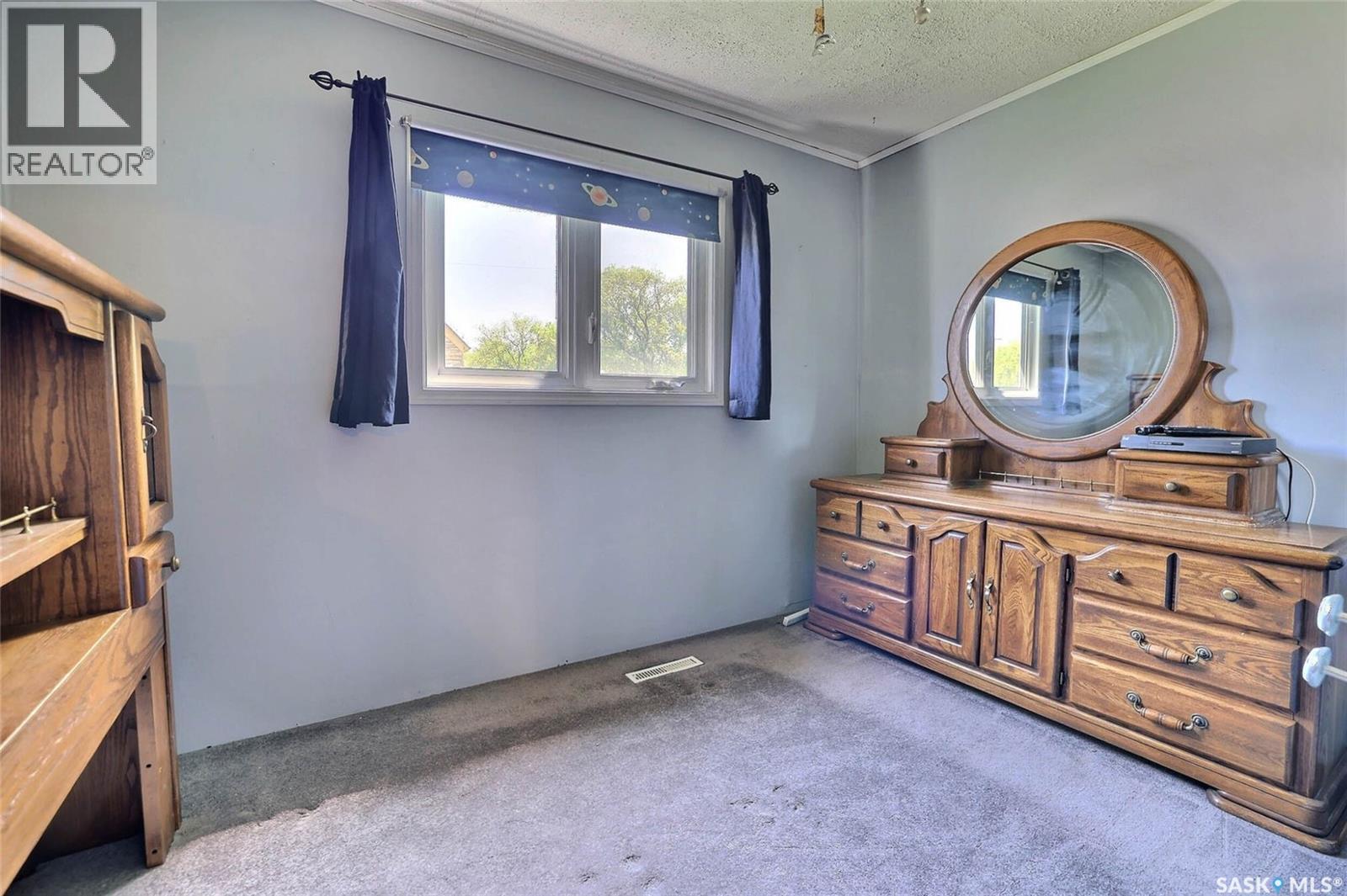 655 Alexandria AVENUE — photo 12