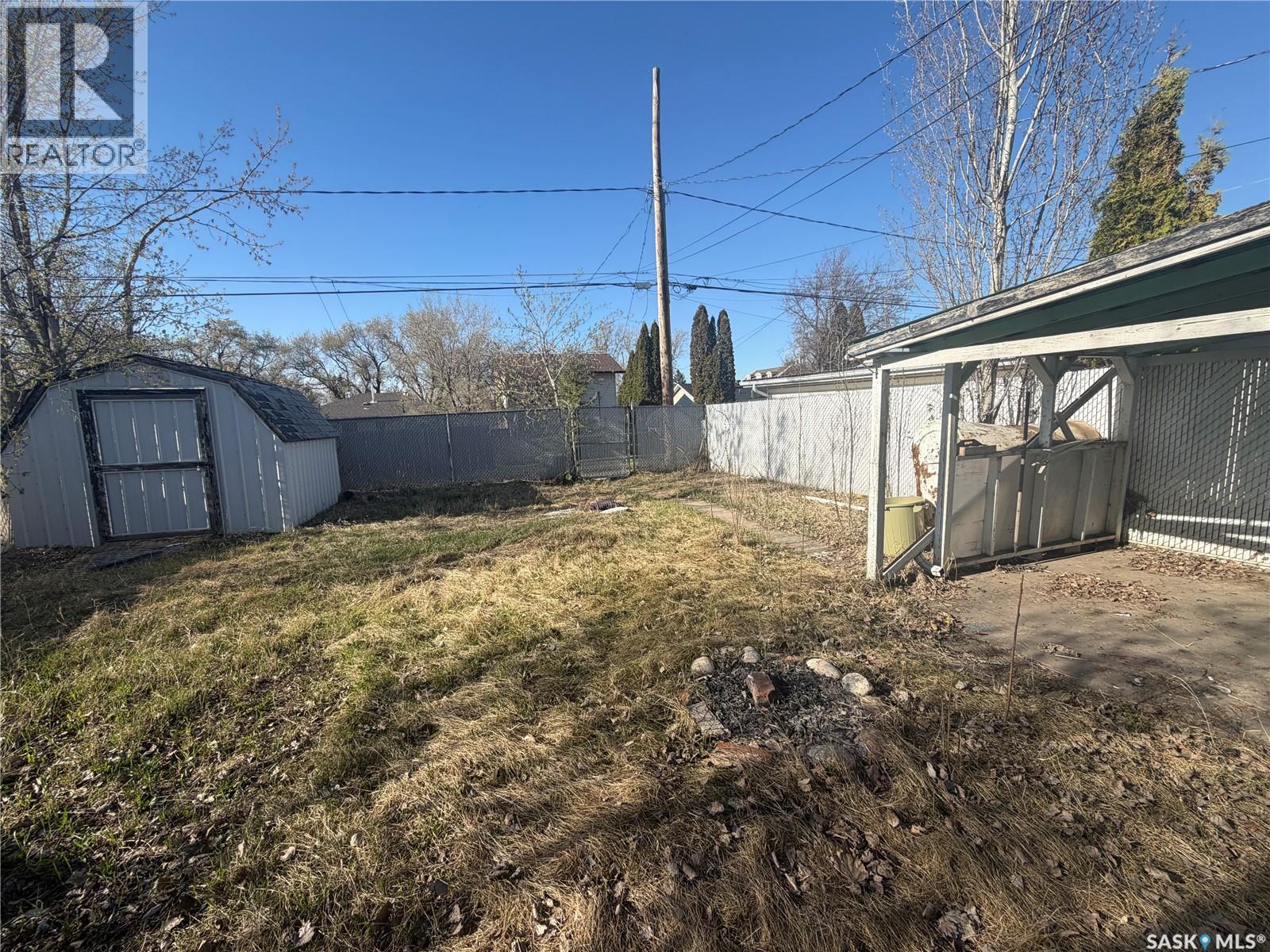 318 25th STREET E - 2