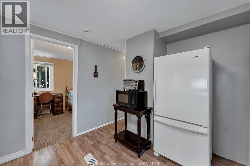 1 VISCOUNT PARKWAY - 16