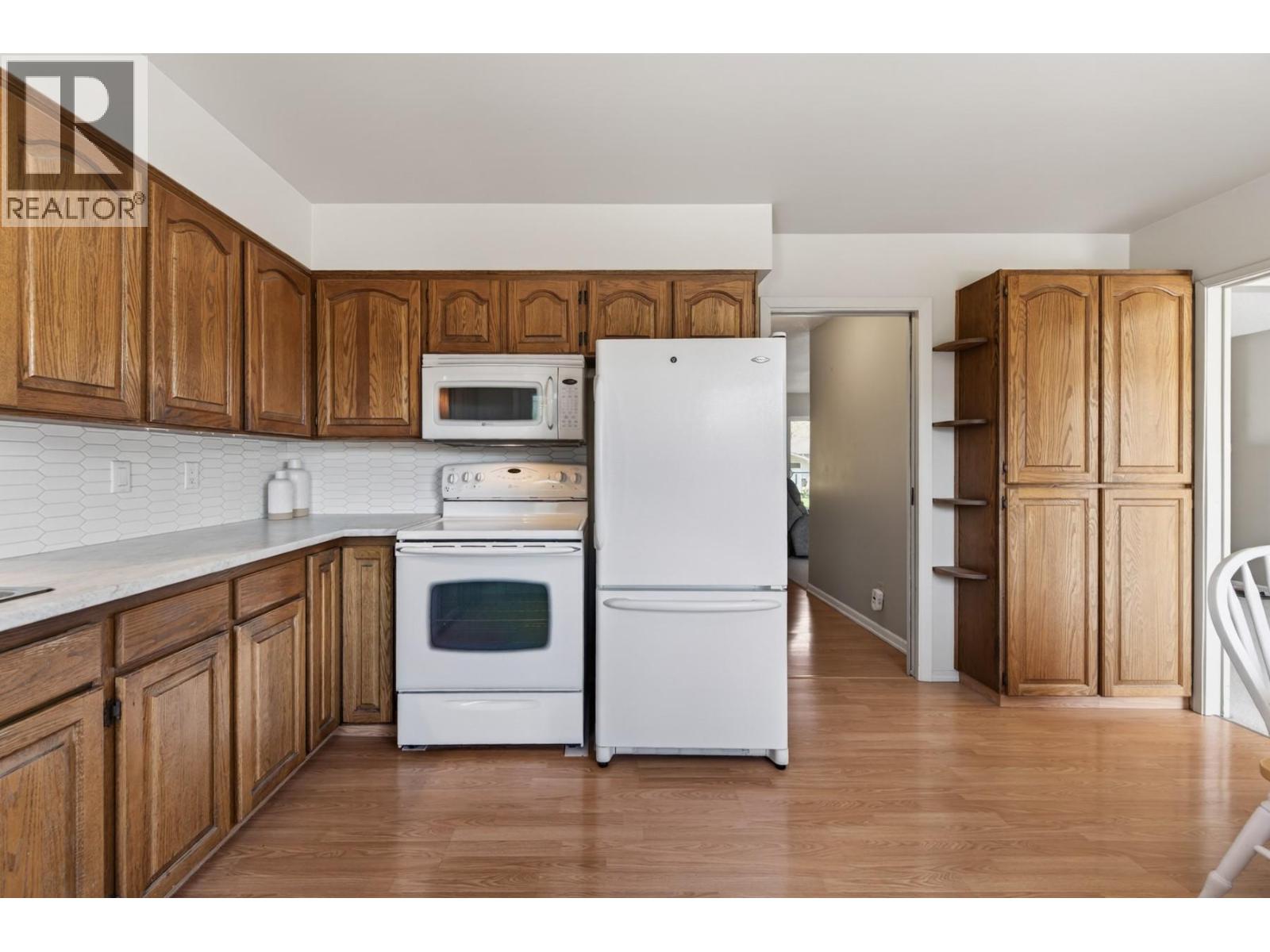 2551 Parkcrest Avenue - 4