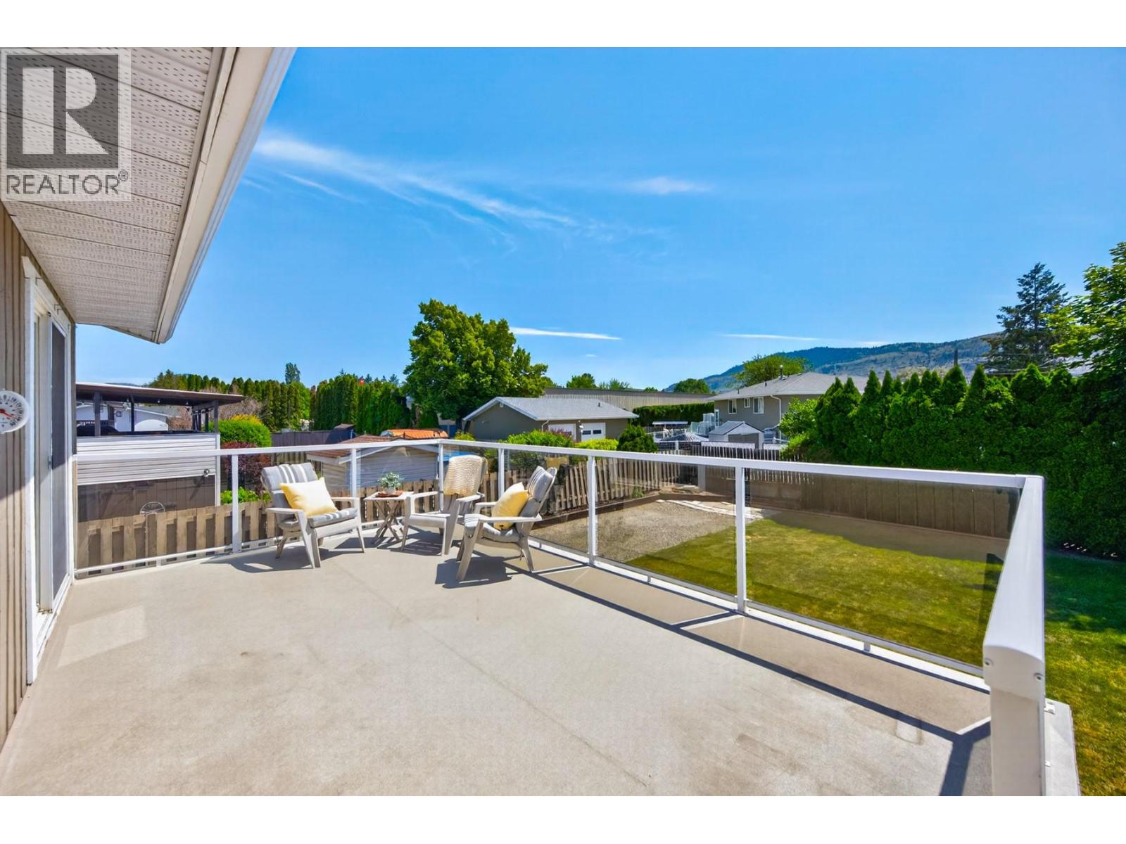 2551 Parkcrest Avenue - 12