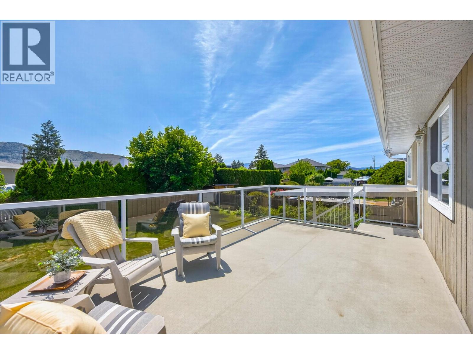 2551 Parkcrest Avenue - 11