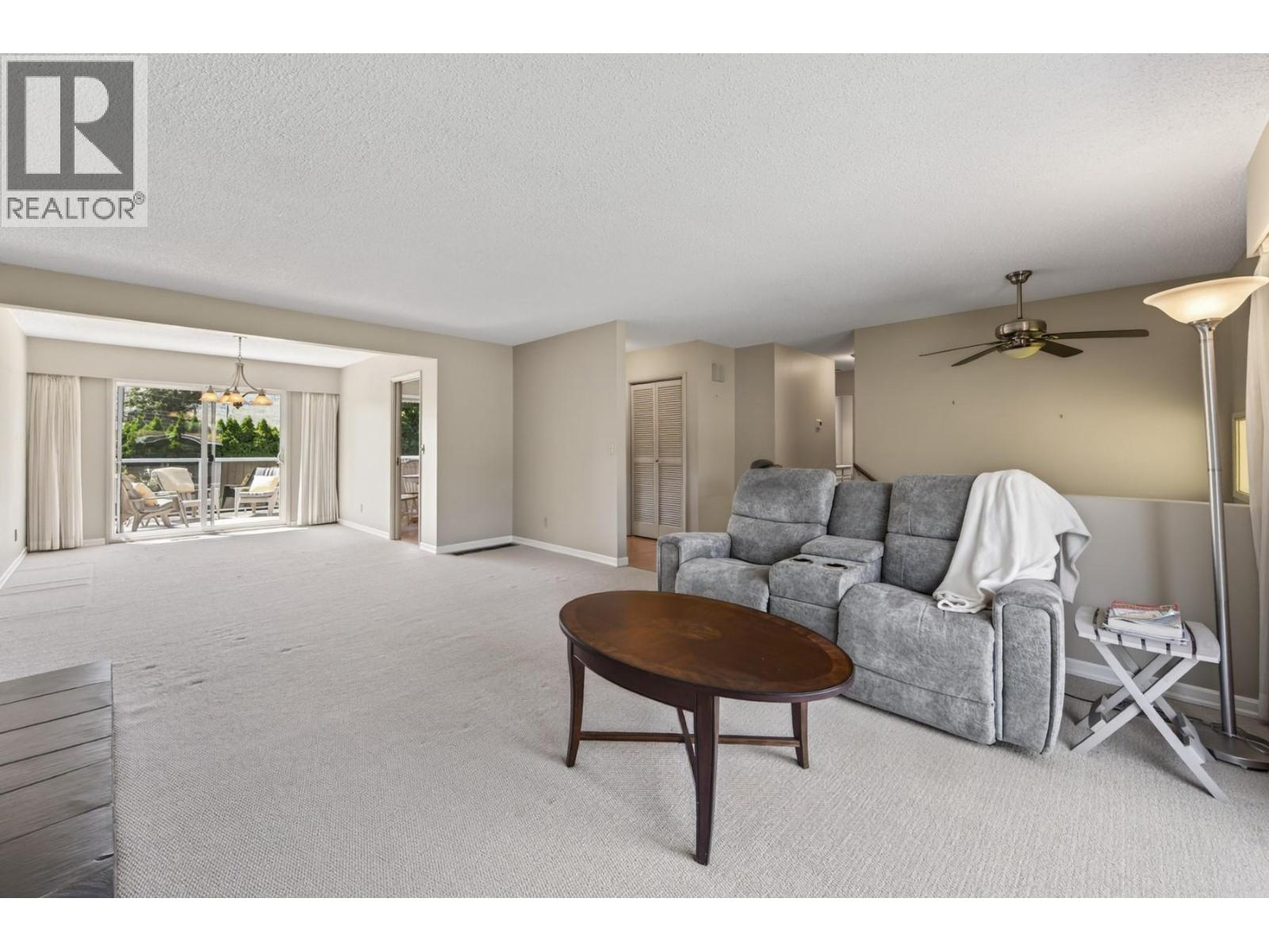 2551 Parkcrest Avenue - 9