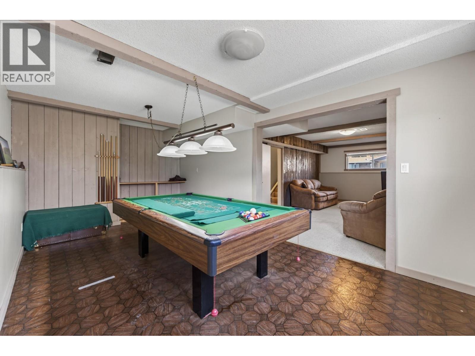 2551 Parkcrest Avenue - 28
