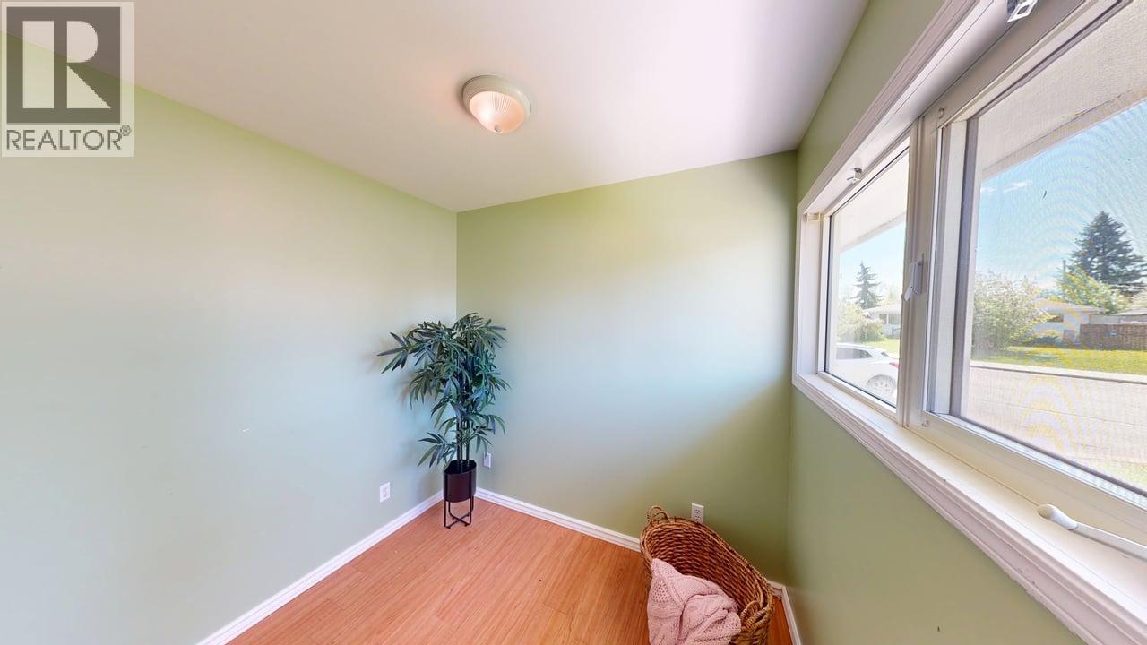 11023 PEACE RIVER ROAD - 10