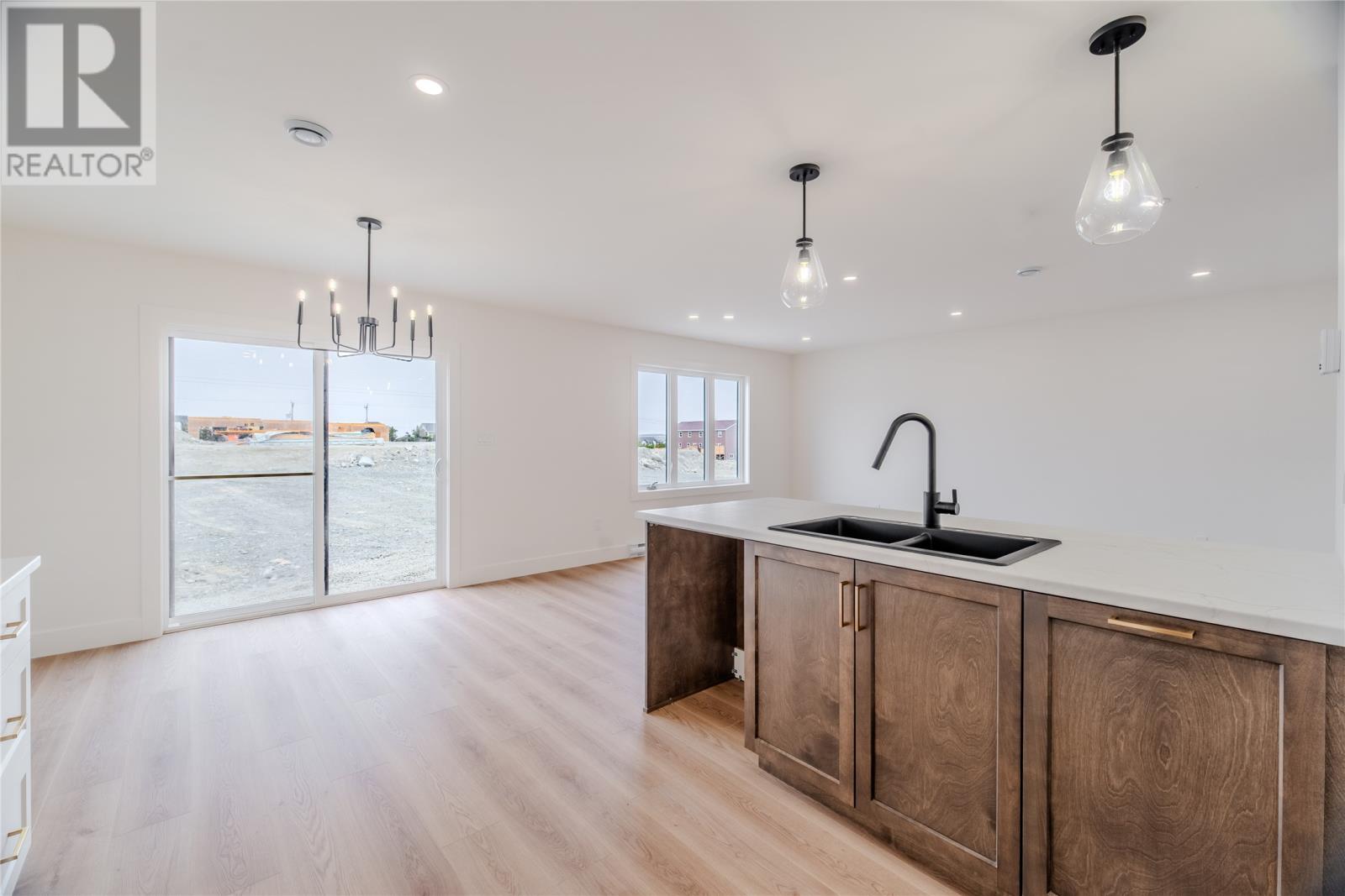 92 Trenton Drive - 15