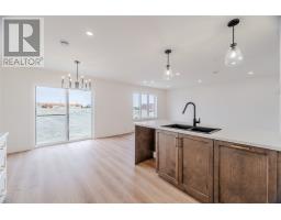 92 Trenton Drive thumbnail 15