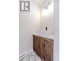 92 Trenton Drive thumbnail 18