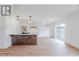 92 Trenton Drive thumbnail 14