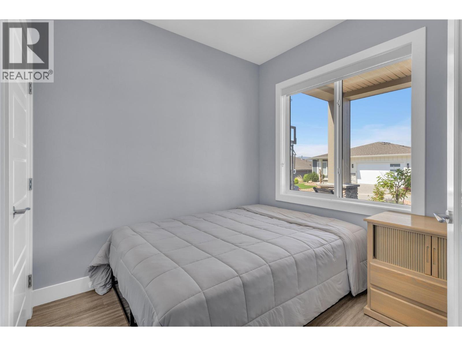 1955 Foxtail Terrace, Kelowna