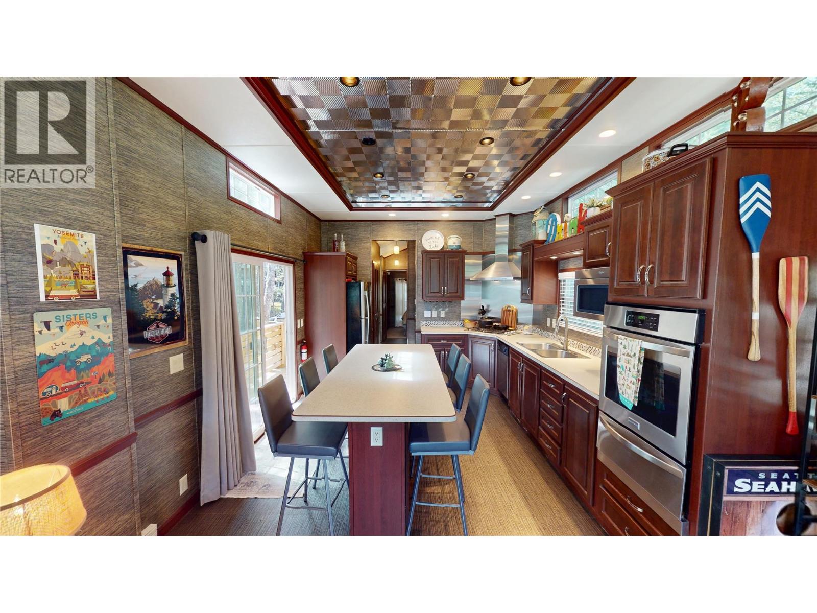4893 Lynx Crescent - 22