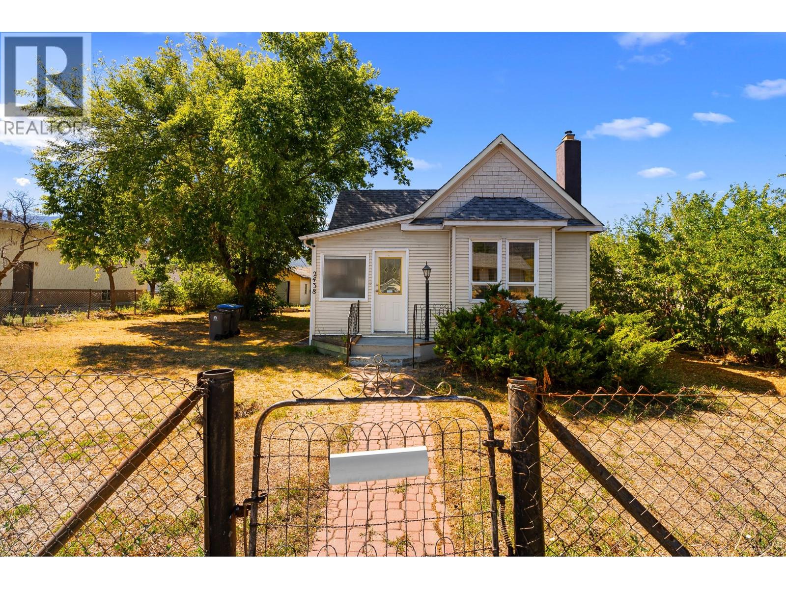 2438 Jackson Avenue, Merritt
