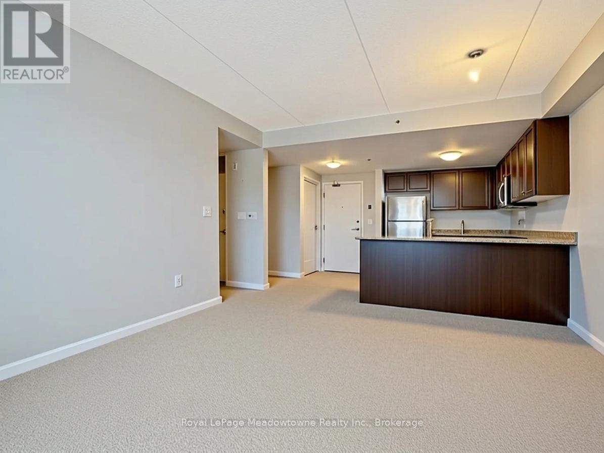 #307 43 GOODWIN DRIVE - 25