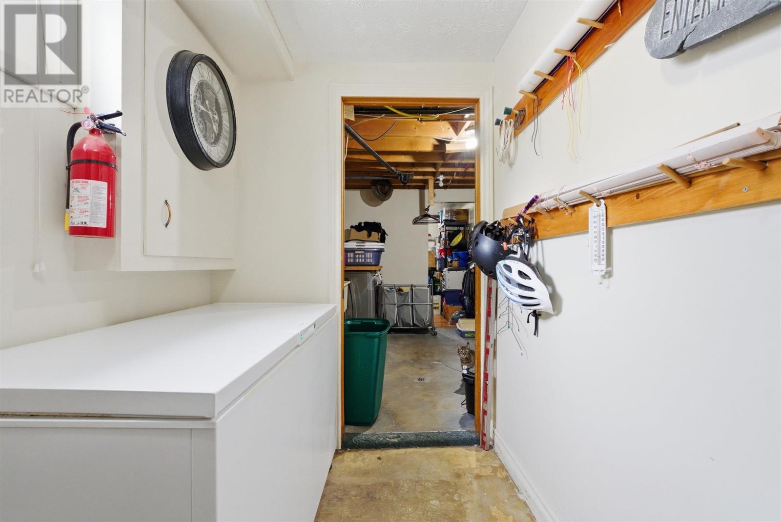 7 Schurm AVE - 20
