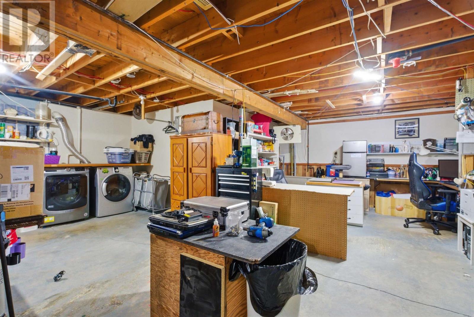 7 Schurm AVE - 25