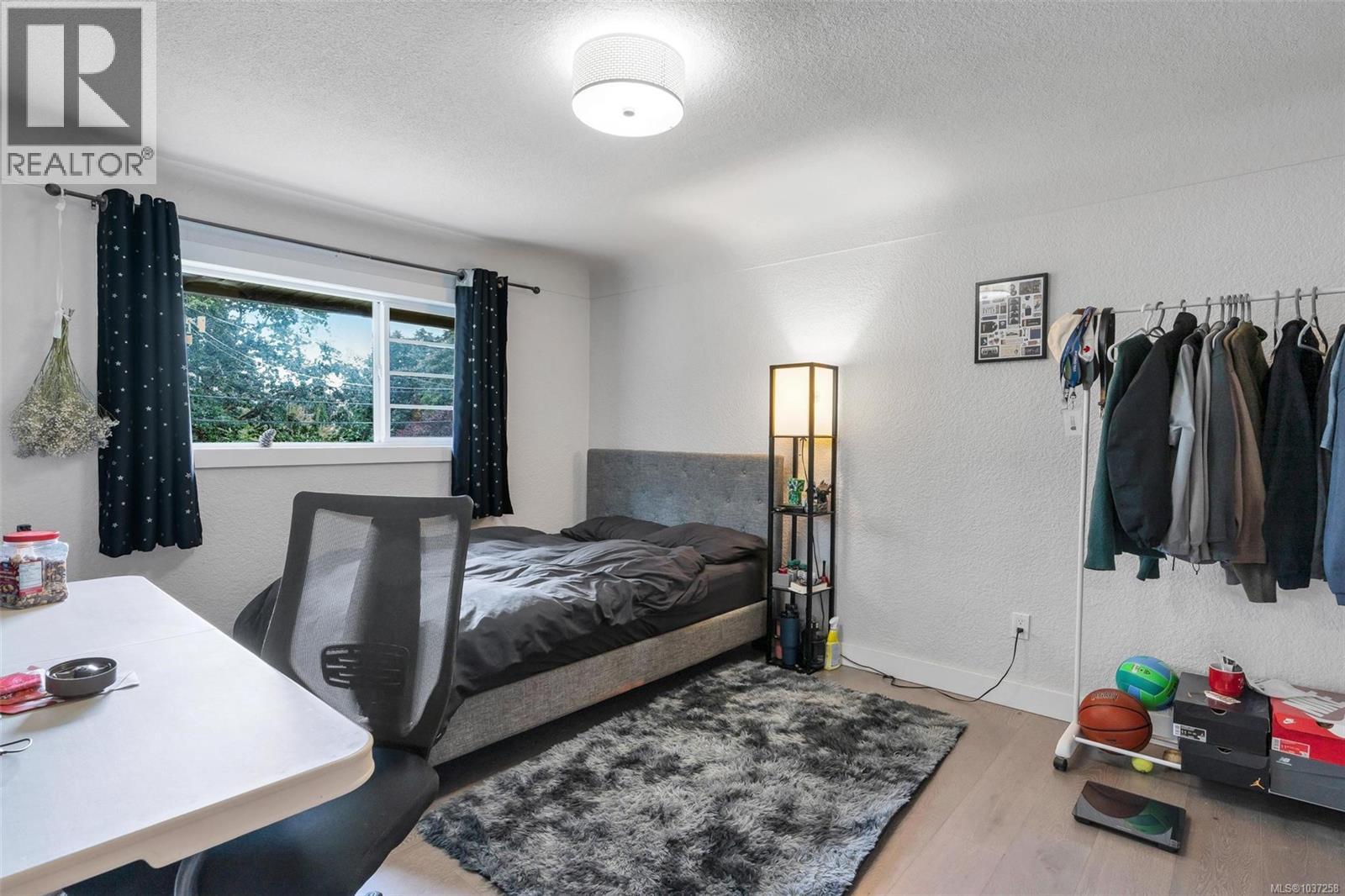3910 Hobbs St - 17