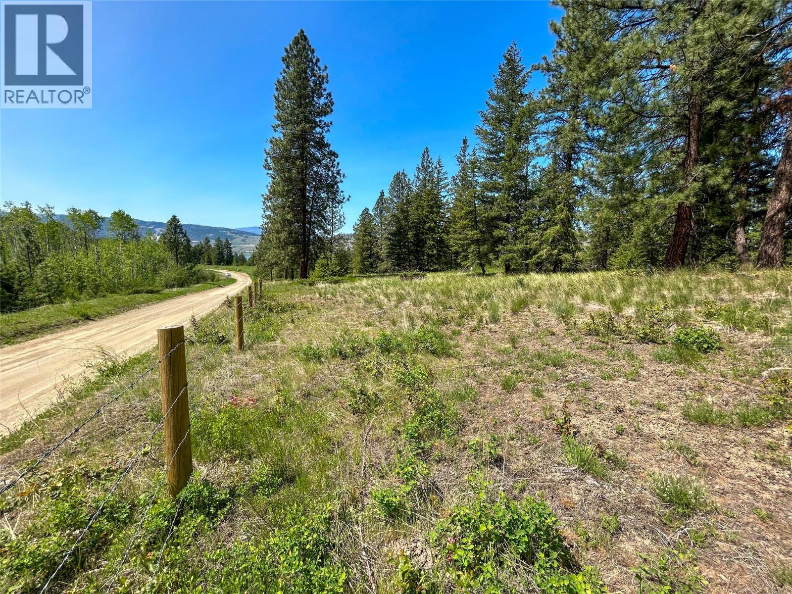5893 Cosens Bay Road, Coldstream