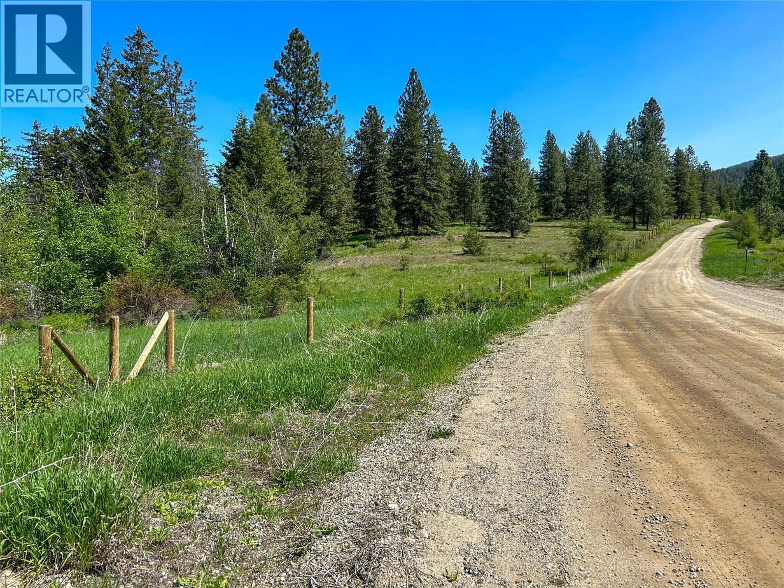5893 Cosens Bay Road, Coldstream