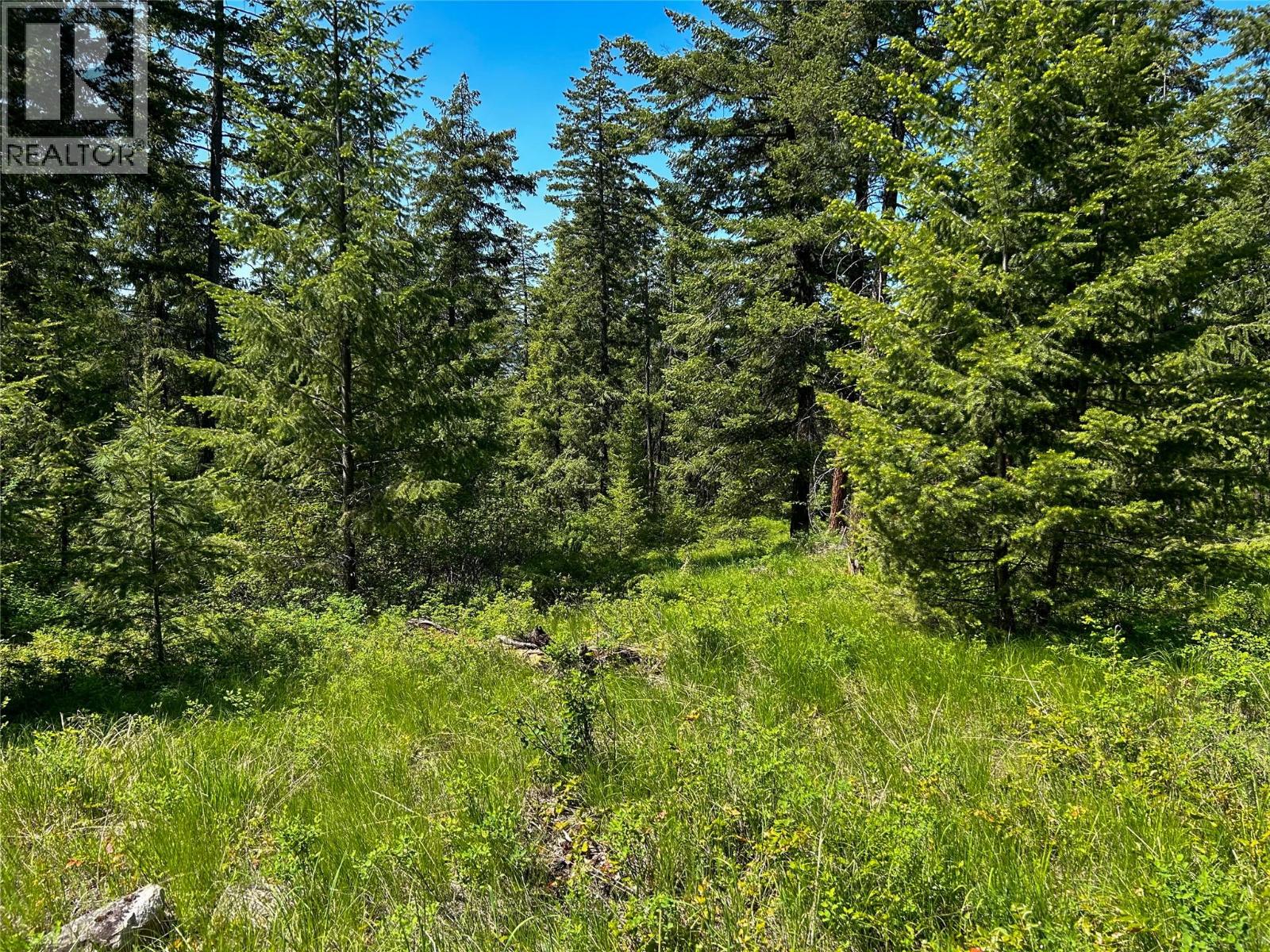 5893 Cosens Bay Road, Coldstream