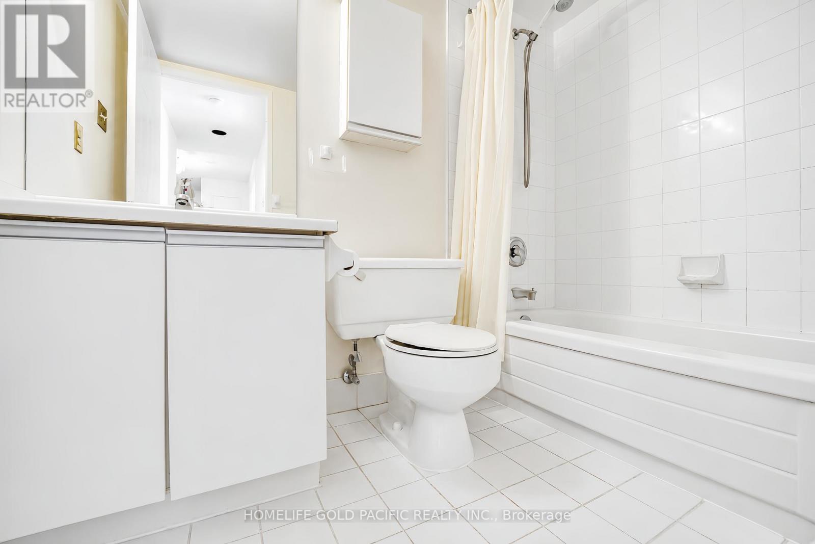 #907 5 KENNETH AVENUE - 15