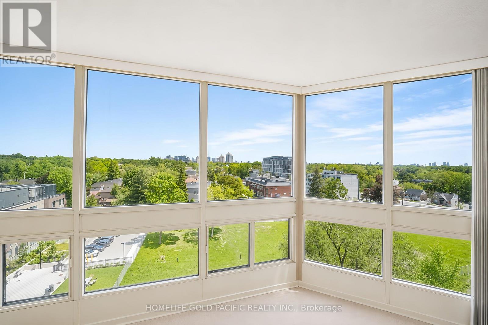 #907 5 KENNETH AVENUE - 17