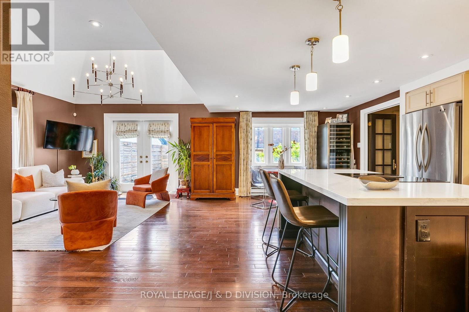 137 HIGHBOURNE ROAD - 17